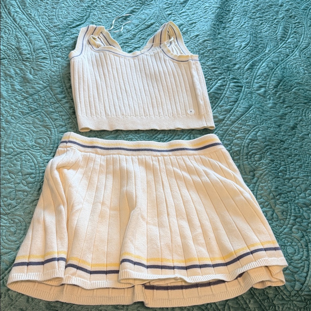 Aeropostale Women’s Cream and Blue Casual Skort Set